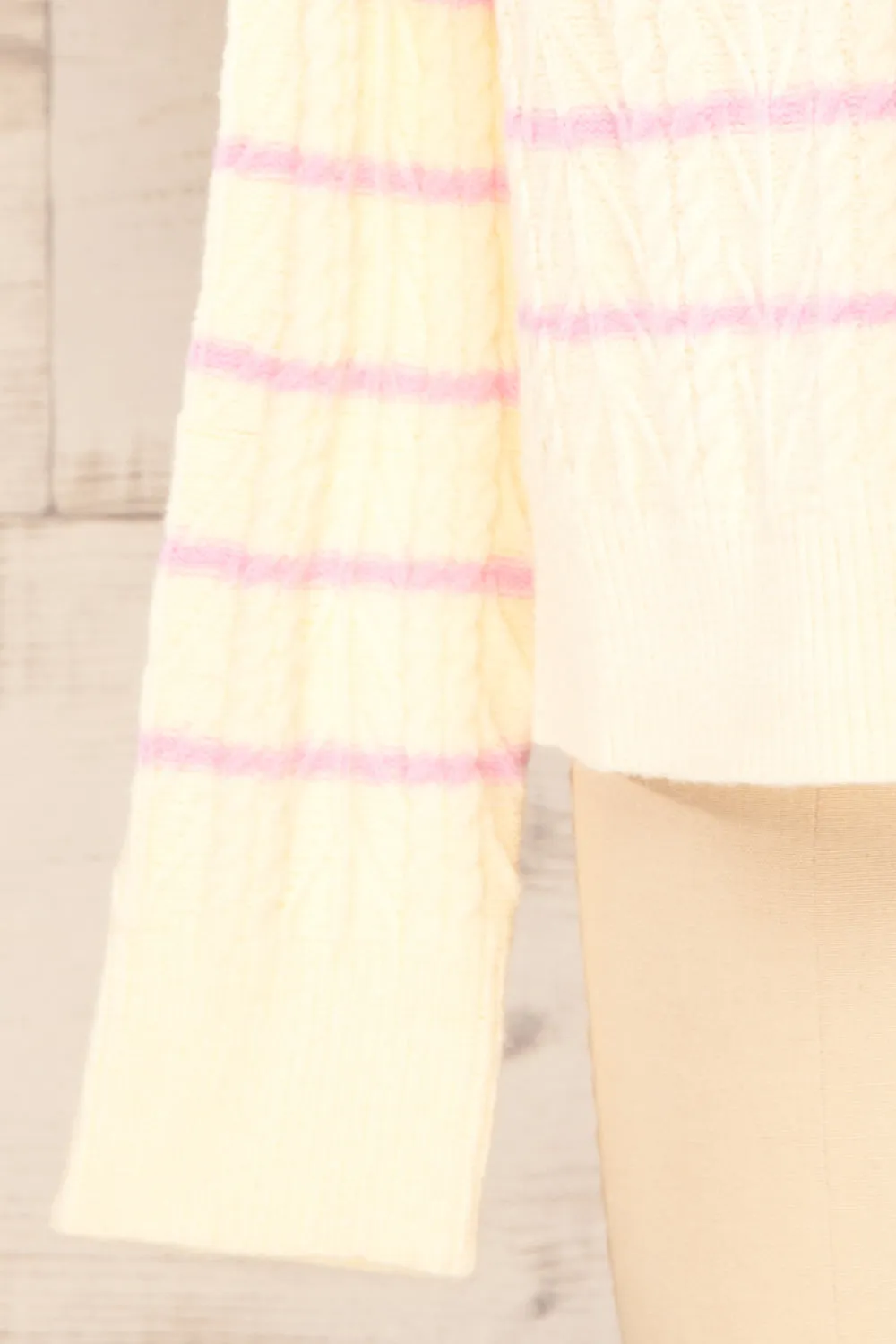 Cariamanga Cream | Stripped Knit Top