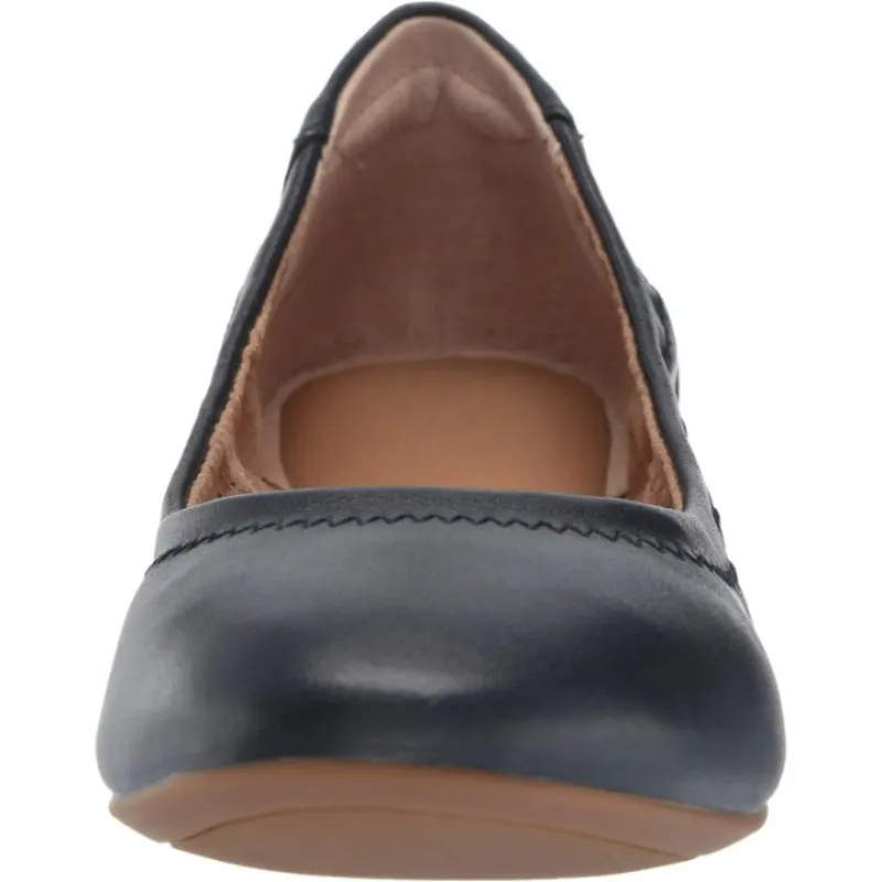 Classic Slip On Flats Shoe For Women