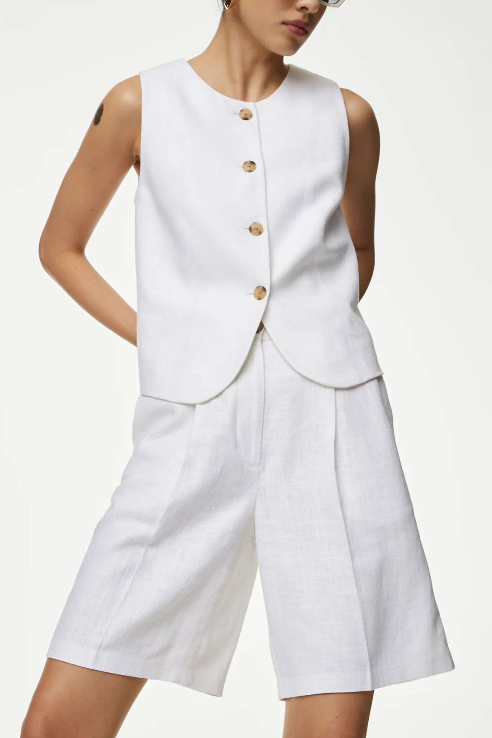 Linen Blend High Waisted Bermuda Shorts