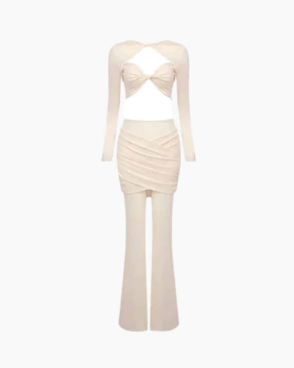 Lucia – Hollow-out design – Two-piece set
