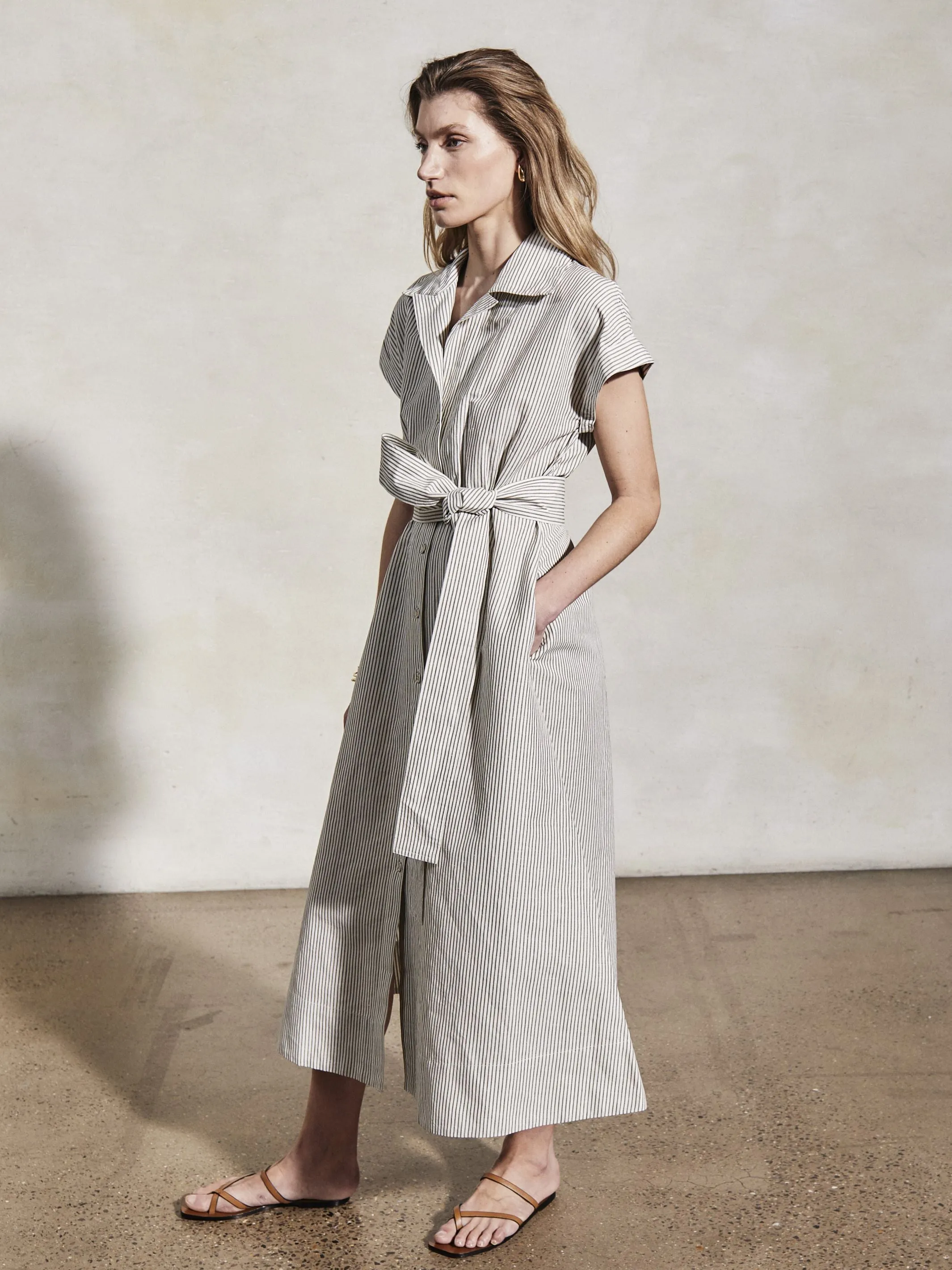 LUCY - White & Moss Linen Weave Dress