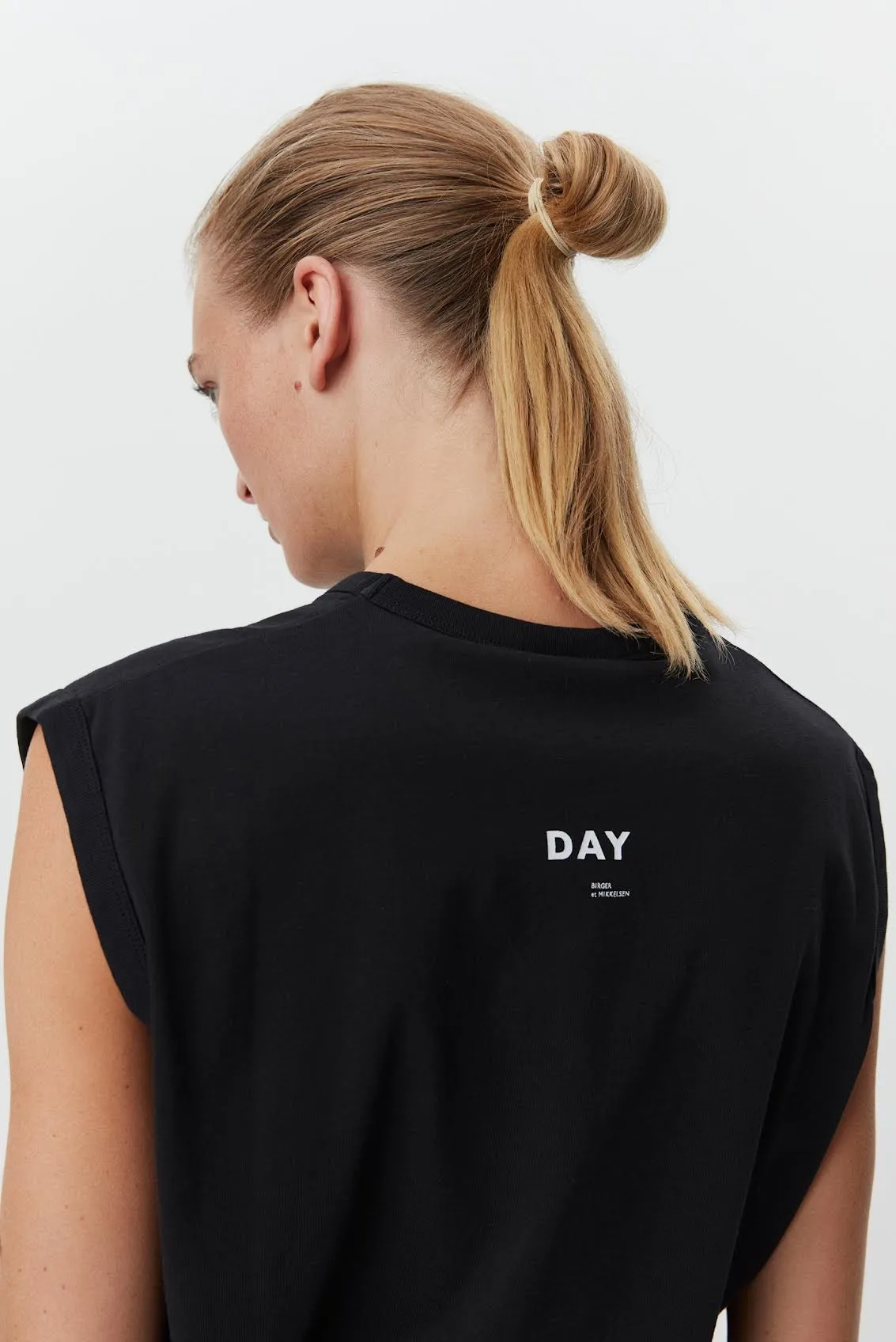 Pedro Black Relaxed Muscle Tank