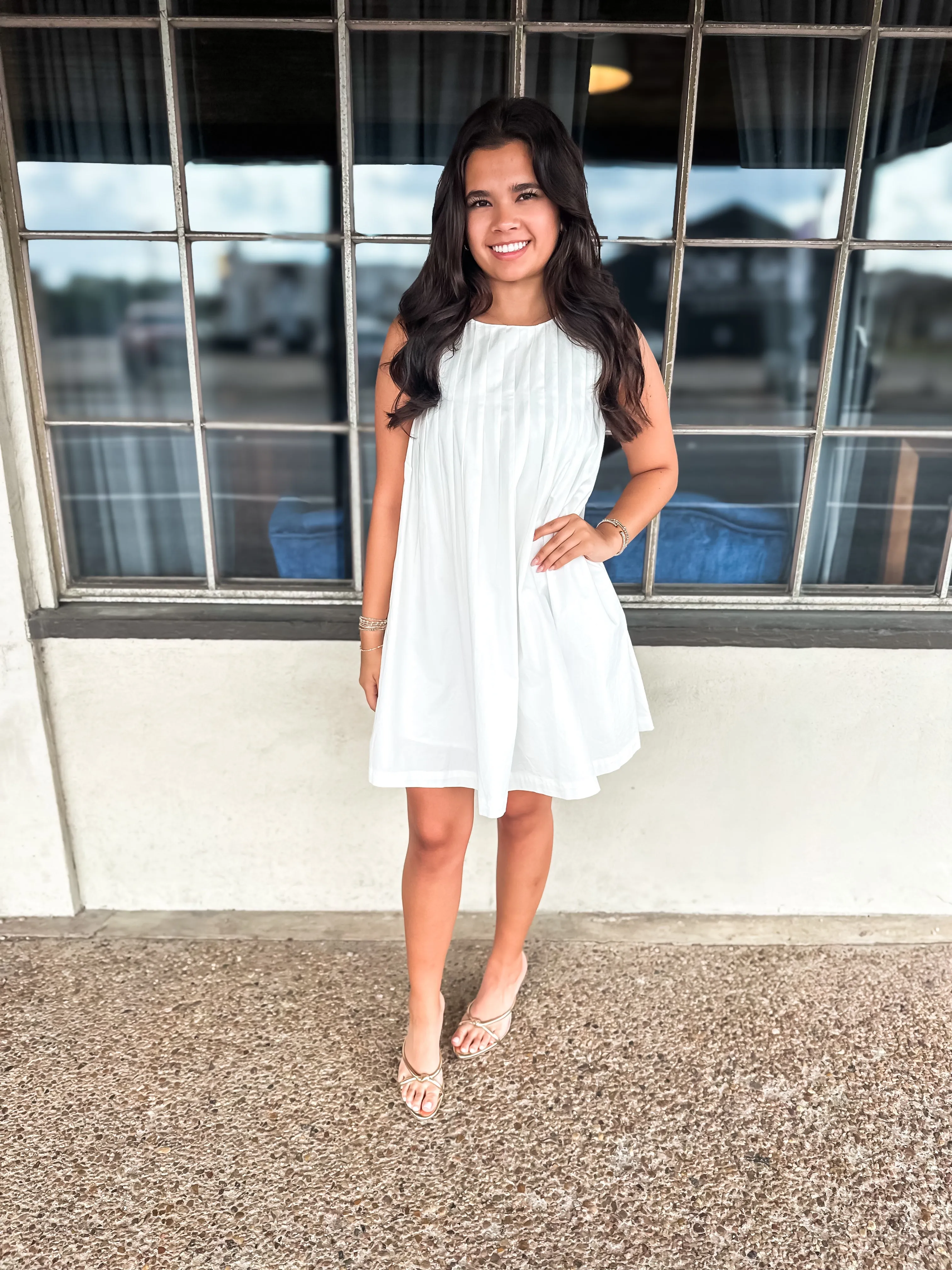 Pleated Detail Sleeveless Dress
