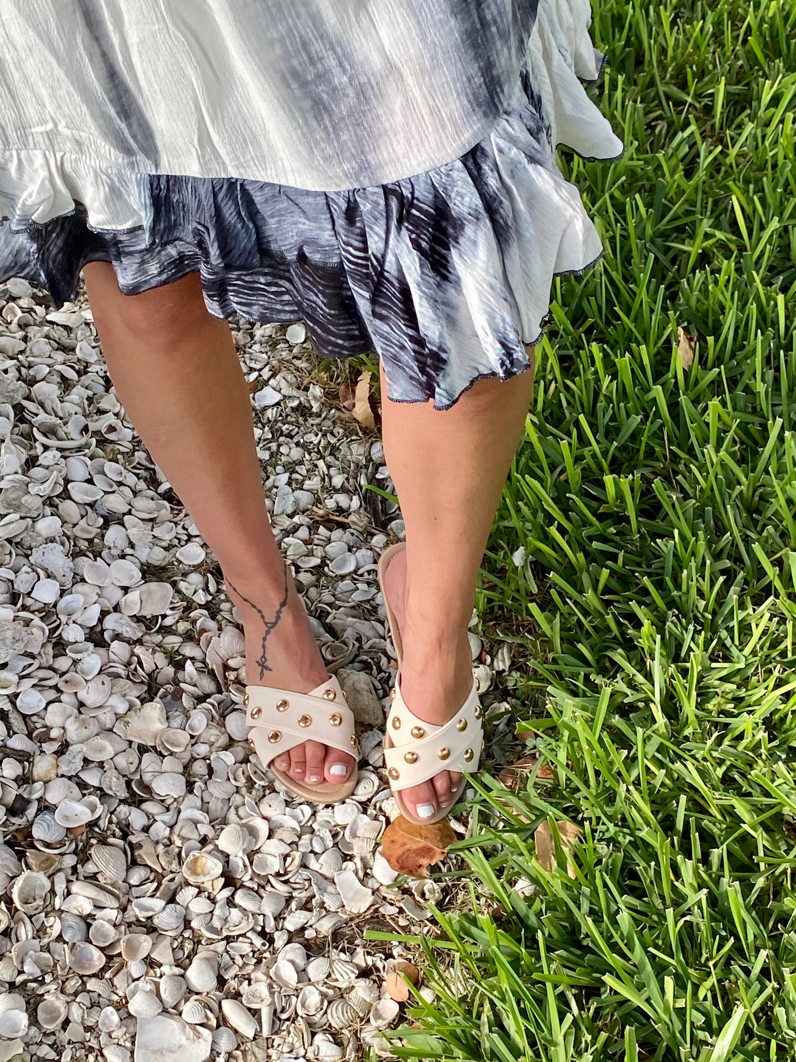 Roll Up-Cream Soda Sandal