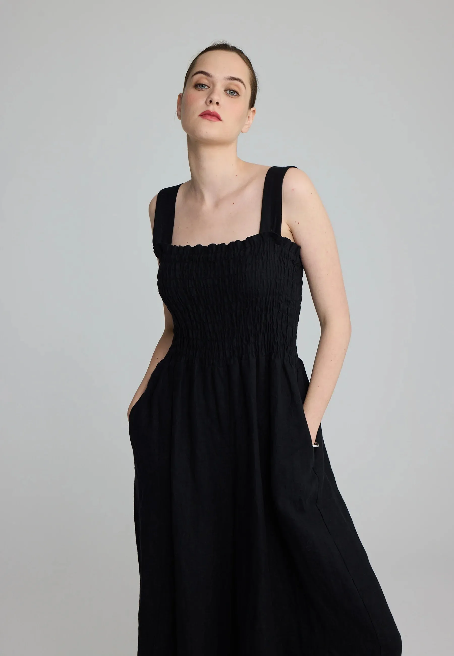 SOLINA – Linen Ruched Body Jumpsuit