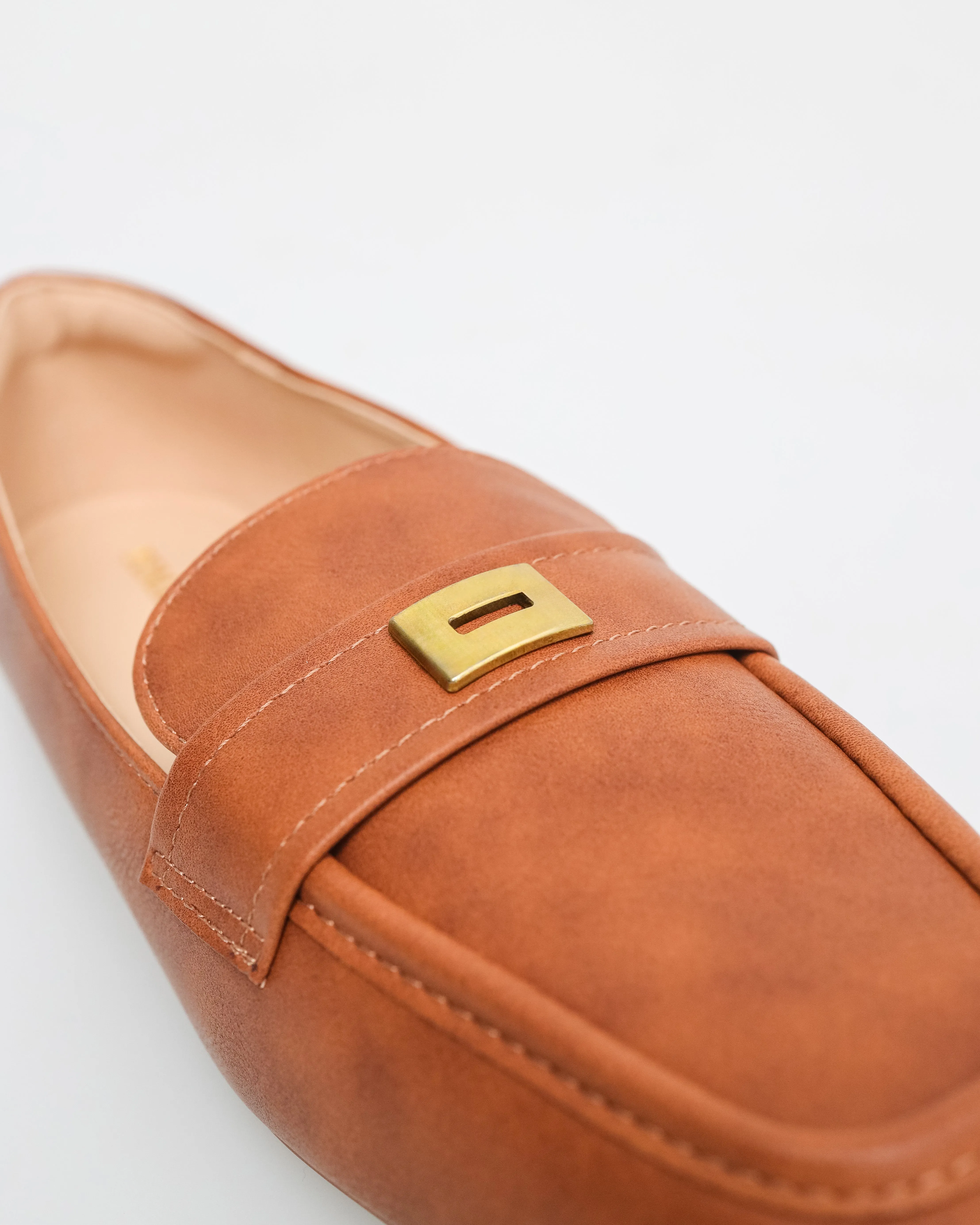 Tomaz FL083 Ladies Gold Buckle Flats