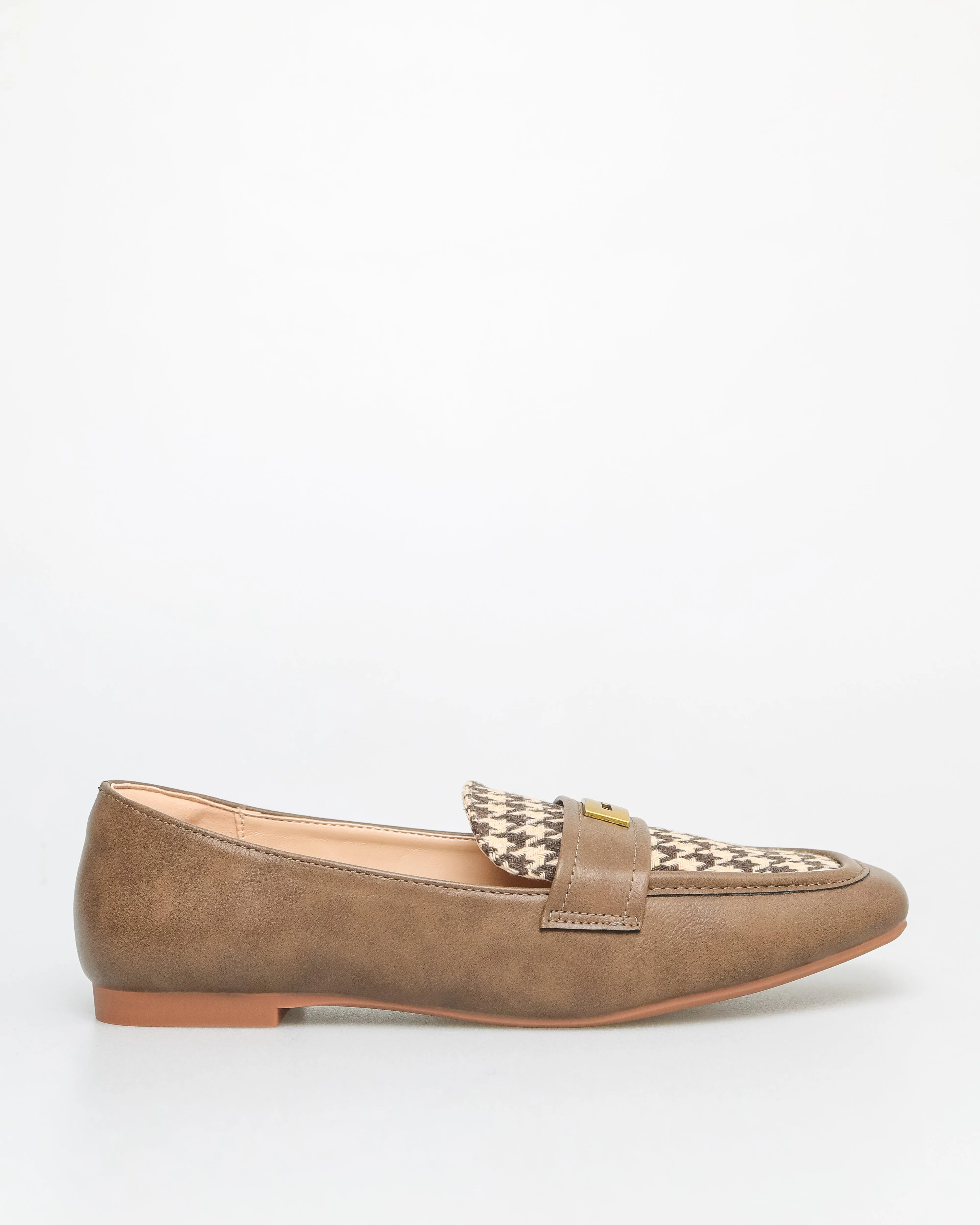 Tomaz FL083 Ladies Gold Buckle Flats