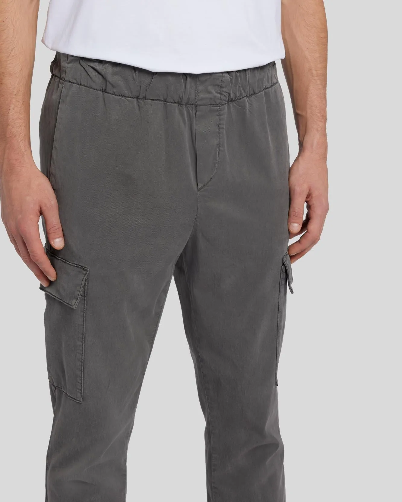 Weightless Cargo Jogger in Dusty Gray