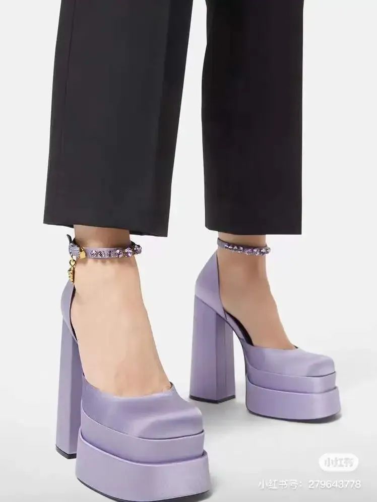 Women's Retro Mary Janes Chunky Ankle Strap Platform Heels