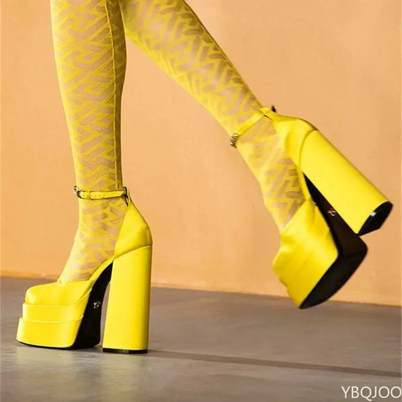 Women's Retro Mary Janes Chunky Ankle Strap Platform Heels